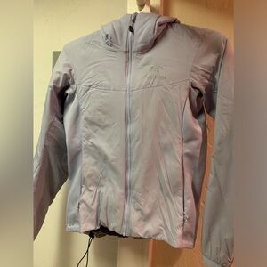 Arc’teryx lightweight Atom hoodie